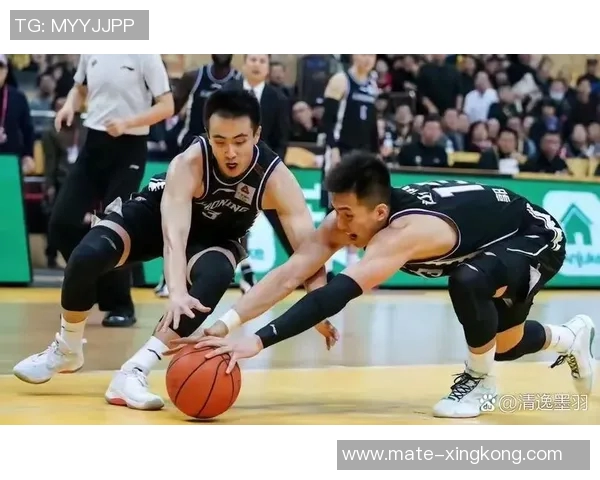 赵继伟：从青涩新星到篮球场上的领军人物之路