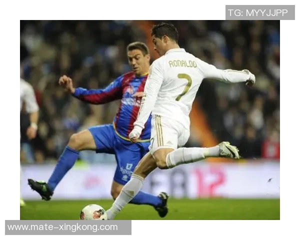 四位足球明星的精彩瞬间与成就盘点你知道他们是谁吗